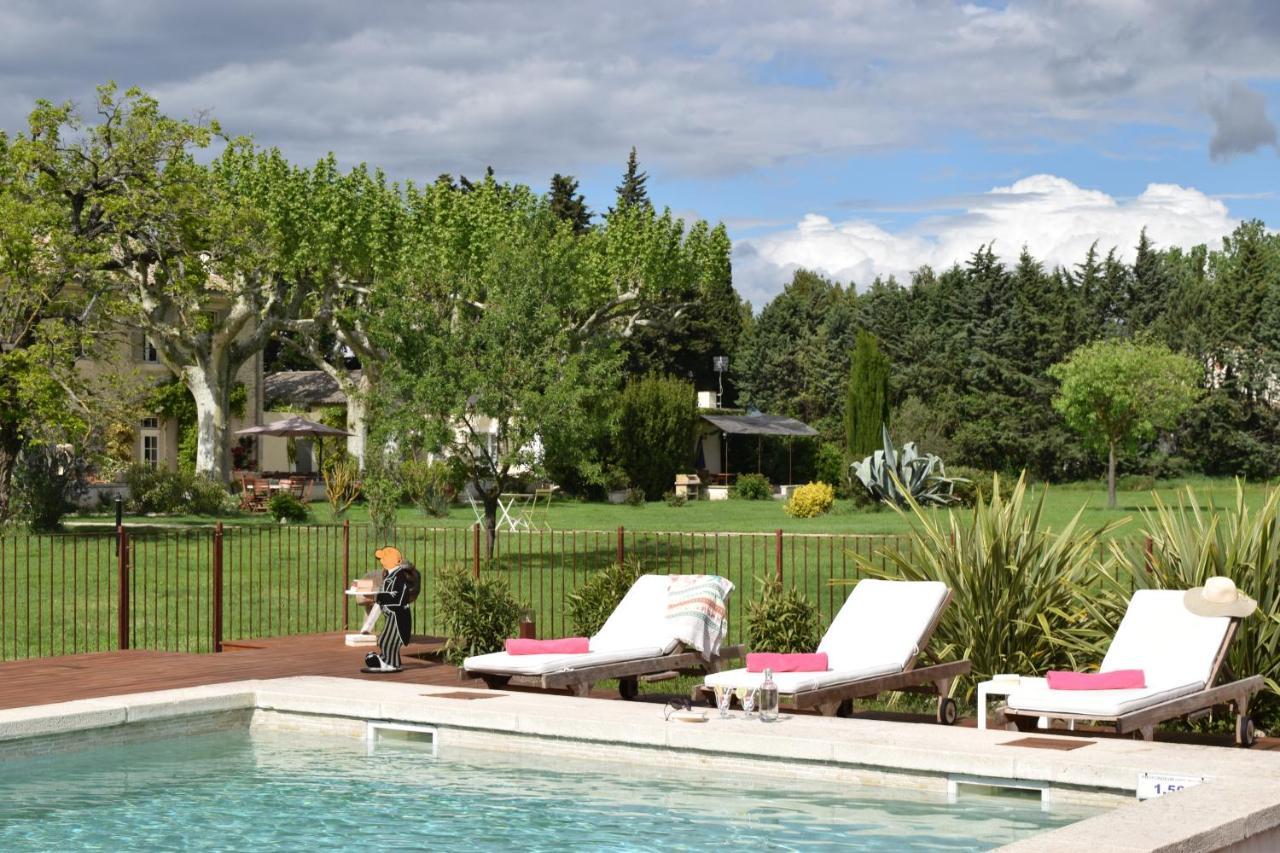 La Bastide Des Amouriers Caumont-sur-Durance Εξωτερικό φωτογραφία