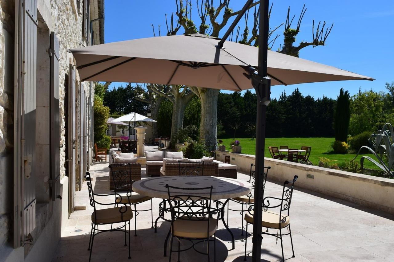 La Bastide Des Amouriers Caumont-sur-Durance Εξωτερικό φωτογραφία