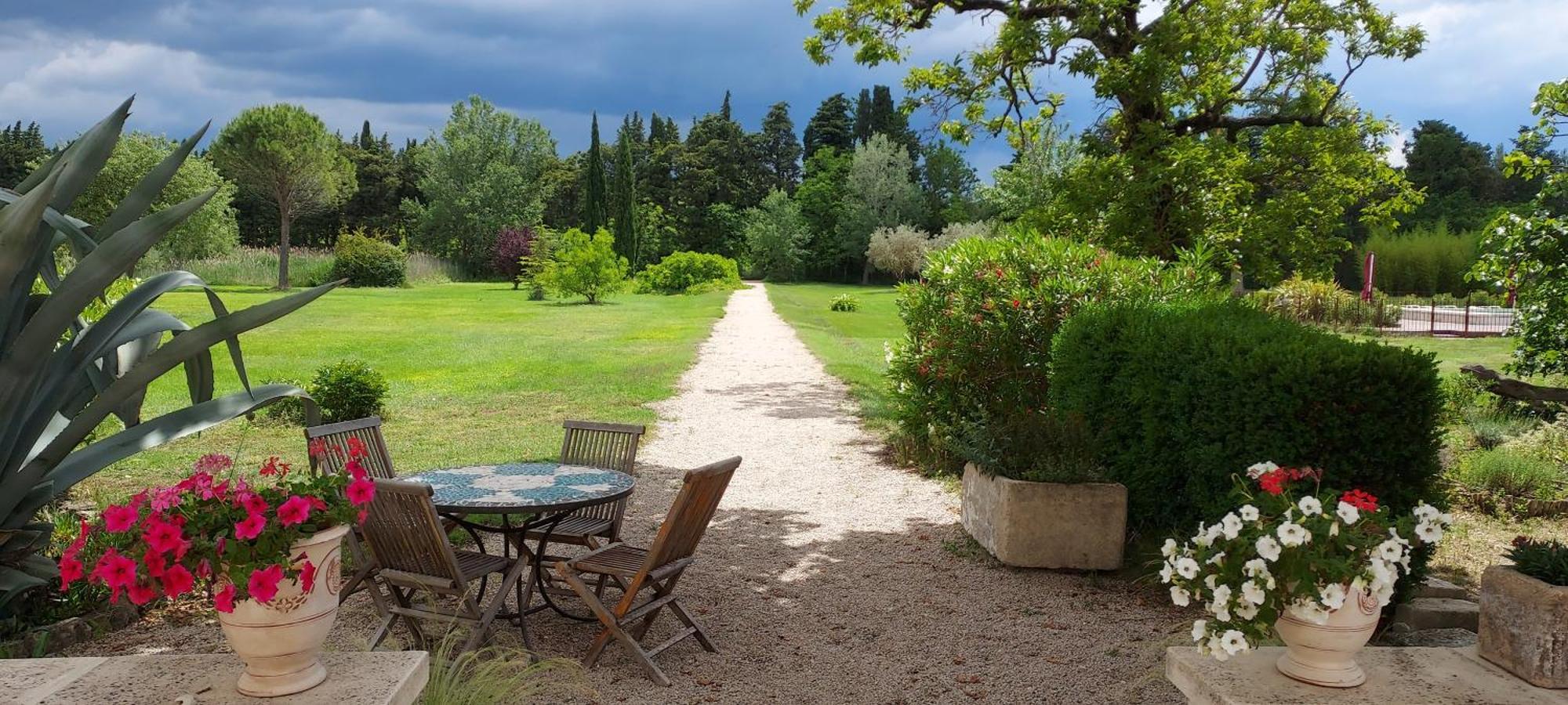 La Bastide Des Amouriers Caumont-sur-Durance Εξωτερικό φωτογραφία