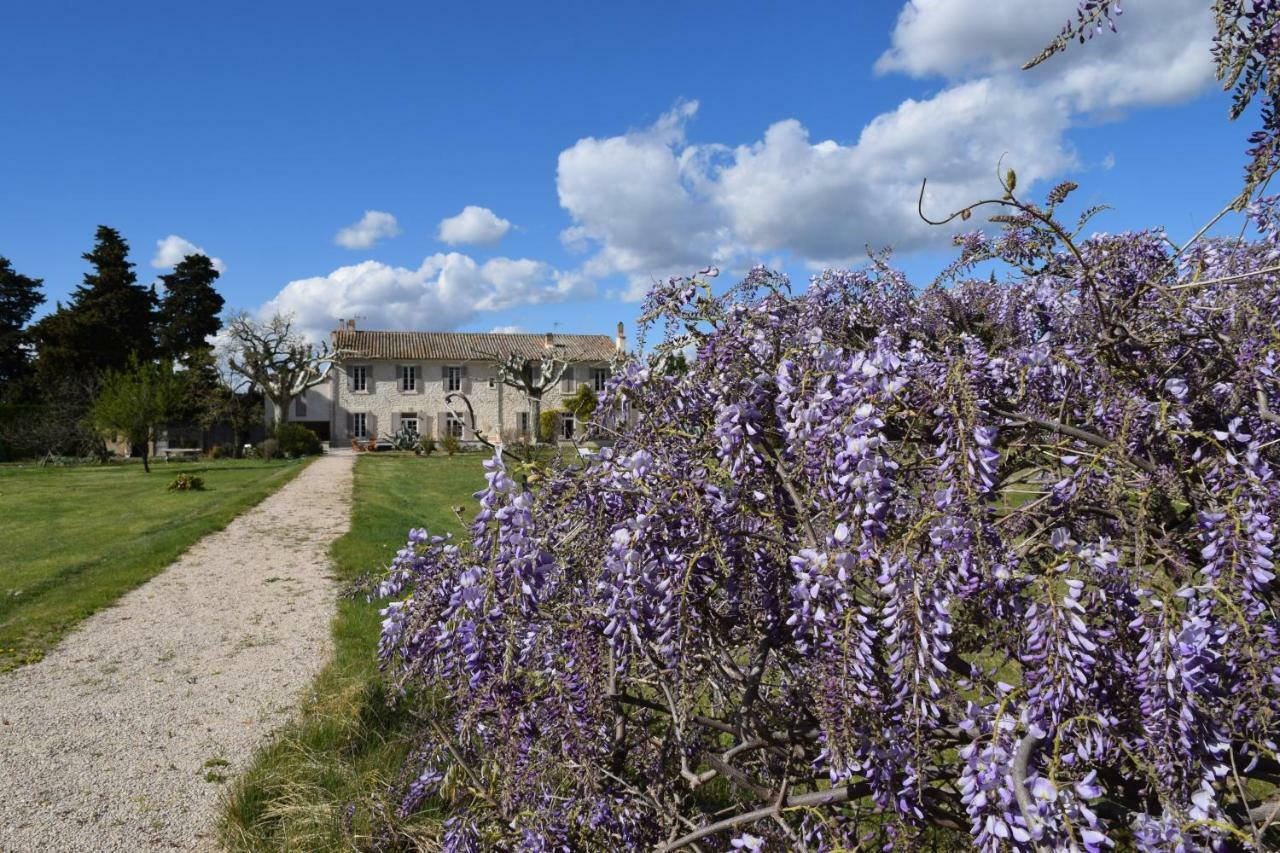La Bastide Des Amouriers Caumont-sur-Durance Εξωτερικό φωτογραφία