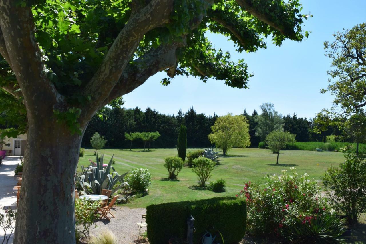 La Bastide Des Amouriers Caumont-sur-Durance Εξωτερικό φωτογραφία