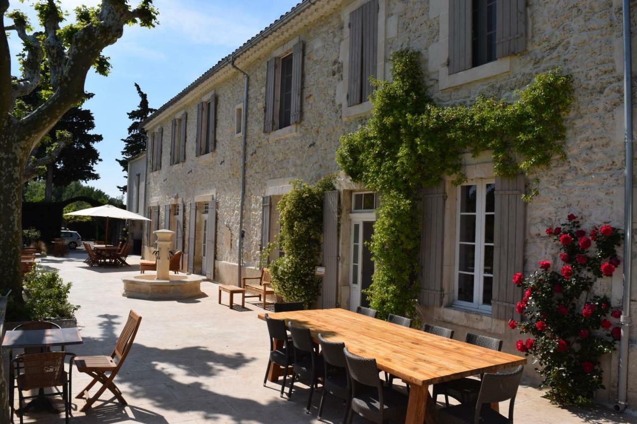 La Bastide Des Amouriers Caumont-sur-Durance Εξωτερικό φωτογραφία